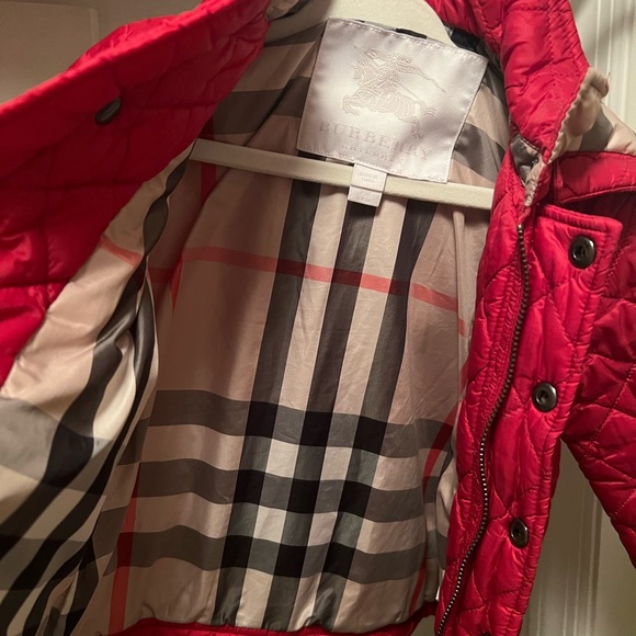 Burberry red quilted hooded coat 12m - Picture 5 of 9